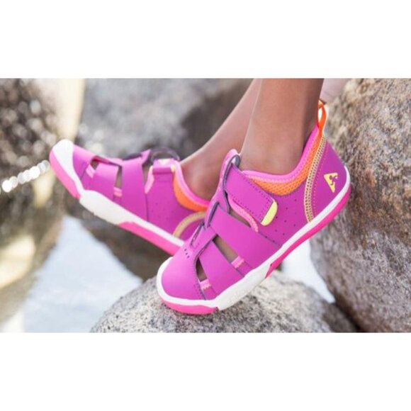Plae sam-2-0 Toddler Size 6 Fuchsia‎ Sandals With Velcro Straps & Rubber Soles - Picture 1 of 11